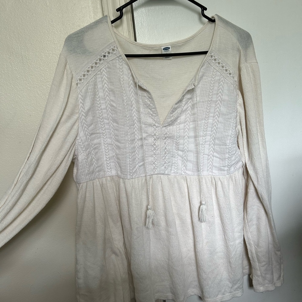 Old Navy Ivory Textured Blouse with Tassels